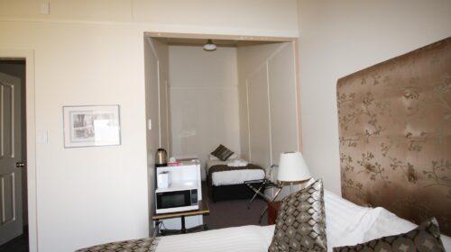 bourke-accommodation-standard-room-23 (4)