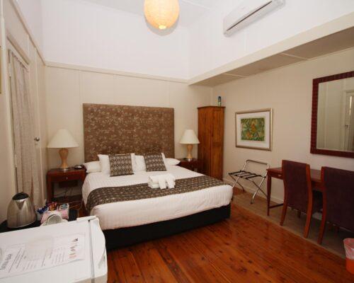 bourke-accommodation-standard-room-27 (8)