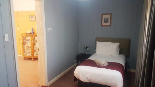bourke-deluxe-accommodation-2bed-family-room-20 (11)