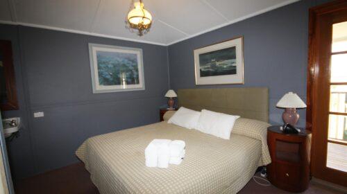 bourke-deluxe-accommodation-2bed-family-room-4 (9)