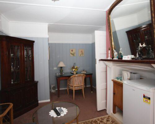 bourke-deluxe-accommodation-king-room-19 (18)